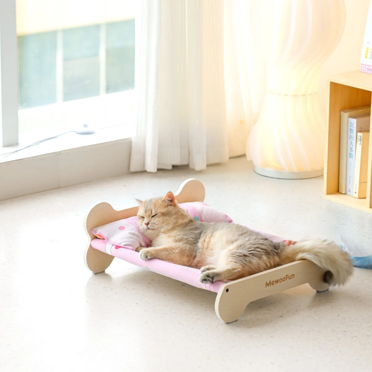 Bone Cooling Wooden Cat & Dog Bed