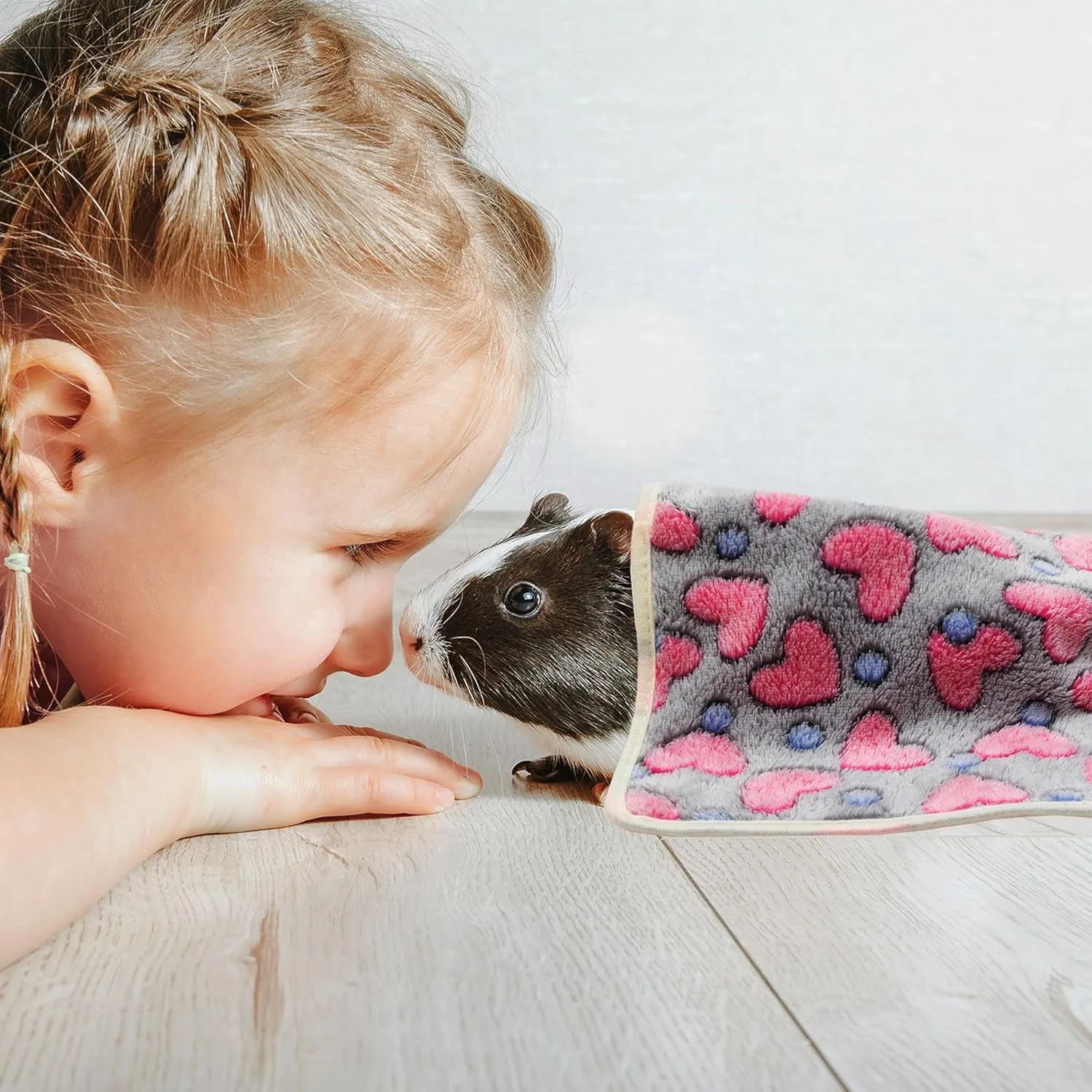 Guinea Pig Blankets 6 Pack, Soft Fleece Small Animal Blanket Cage Liners for Rabbit Hamster Chinchilla Hedgehog Guinea Pig, Cute Washable Pet Mat Bedding Accessories