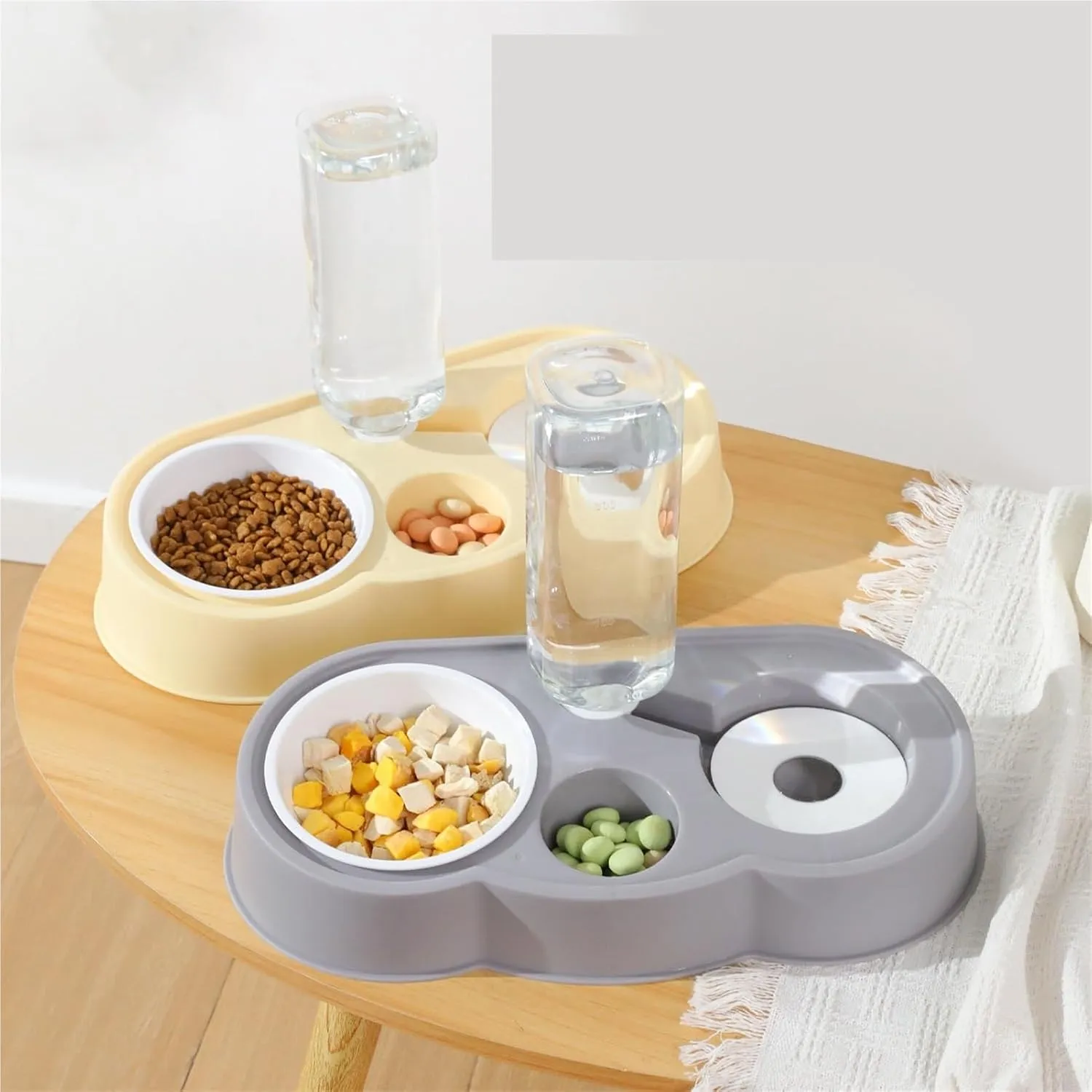 Pet Food Bowl Automatic Drinking Love Pet Bowl Dog Basin Dual-use Multi-Functional Drinking and Feeding Feeder Bowls for Feeding(Beige)